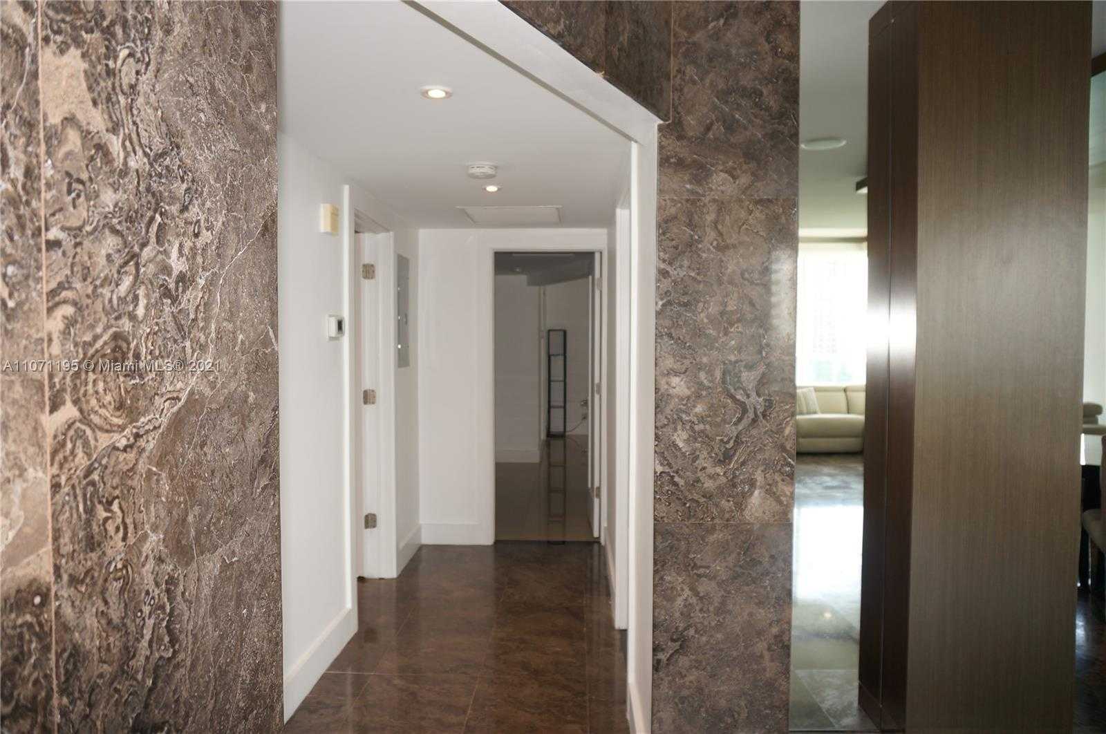 Small Image of 4001 SOUTH OCEAN DR #PH1, Hollywood Number 17