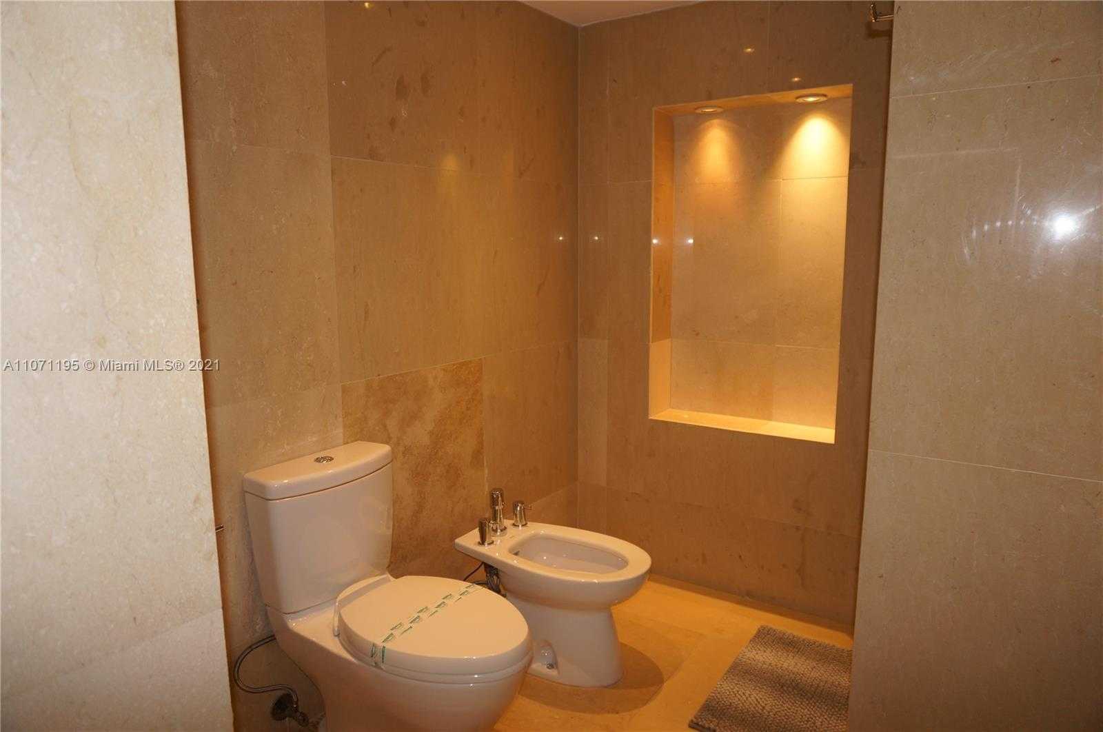 Small Image of 4001 SOUTH OCEAN DR #PH1, Hollywood Number 22