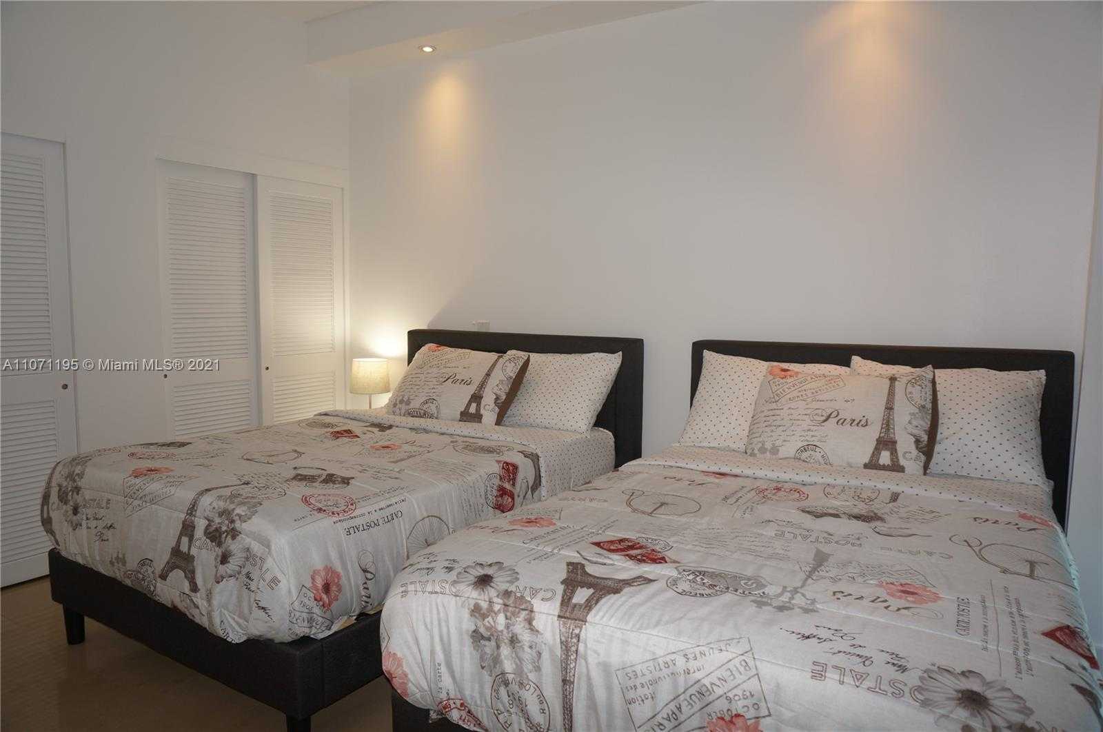 Small Image of 4001 SOUTH OCEAN DR #PH1, Hollywood Number 28