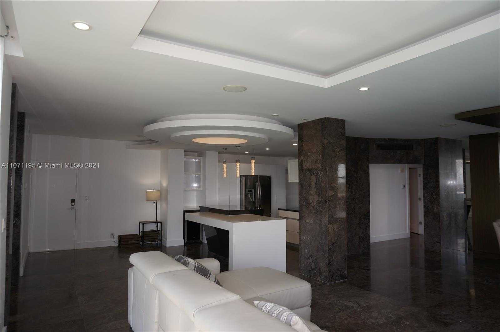 Small Image of 4001 SOUTH OCEAN DR #PH1, Hollywood Number 3