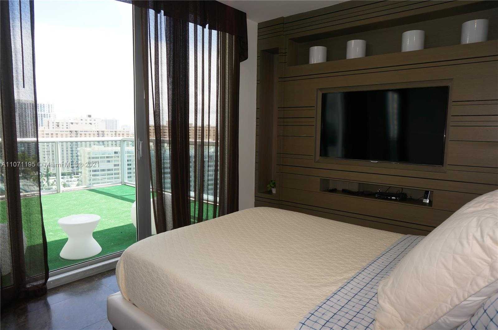 Small Image of 4001 SOUTH OCEAN DR #PH1, Hollywood Number 34