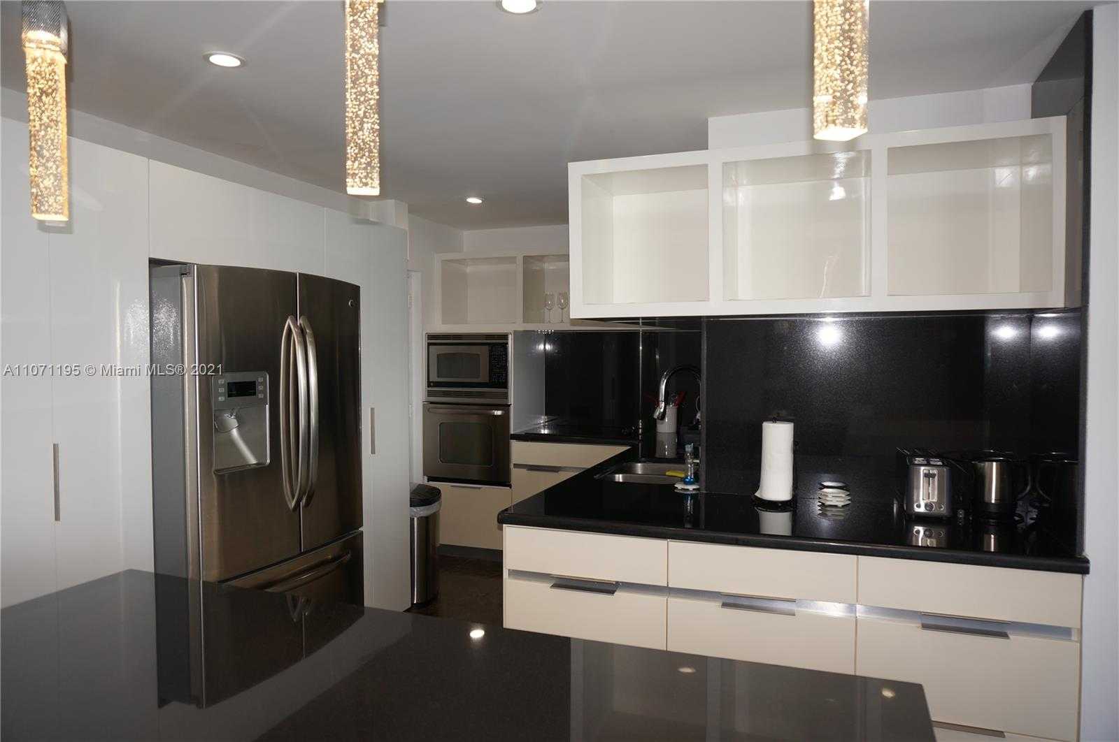 Small Image of 4001 SOUTH OCEAN DR #PH1, Hollywood Number 5