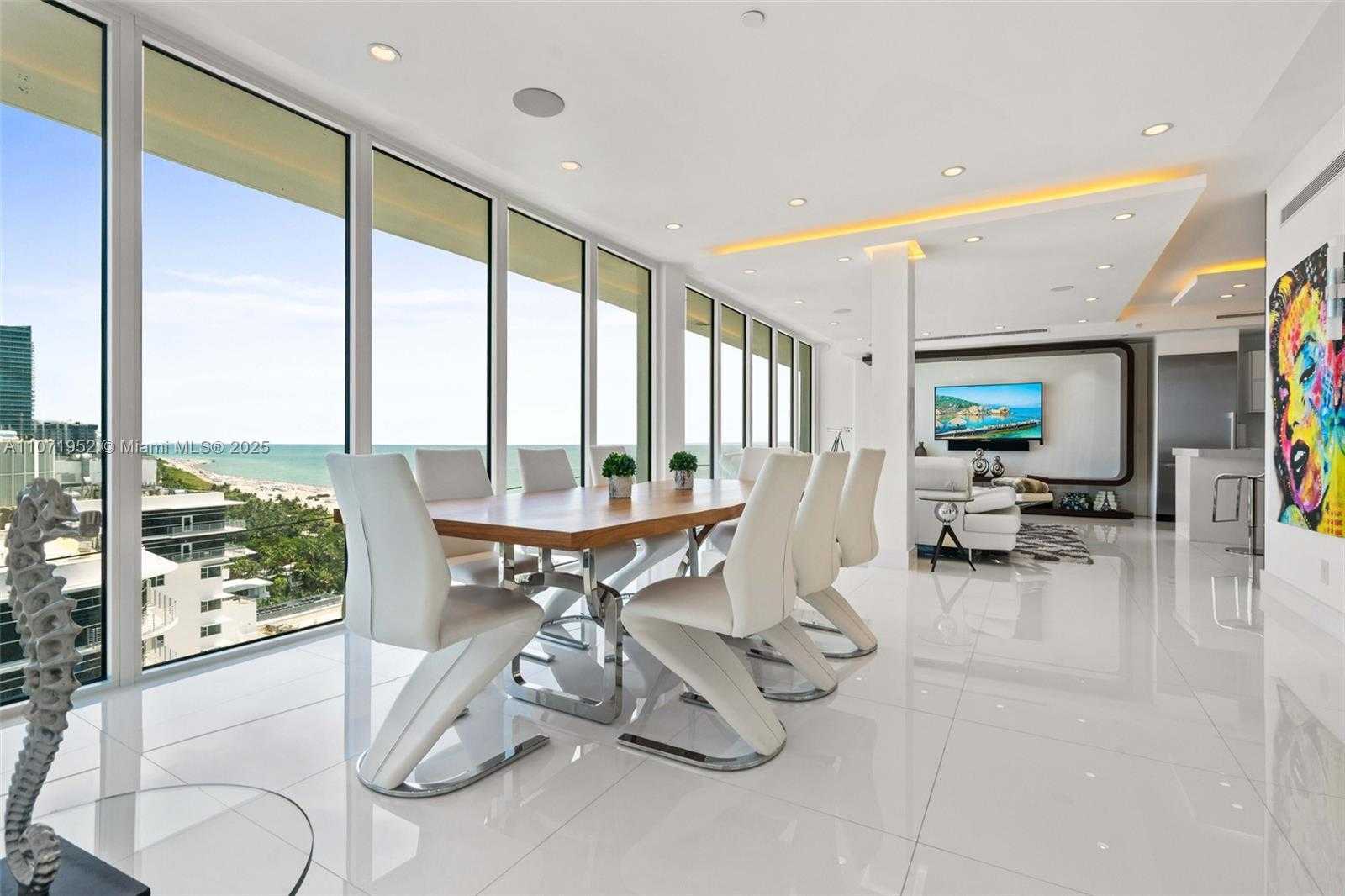 Small Image of 100 LINCOLN RD #PH6, Miami Beach Number 5