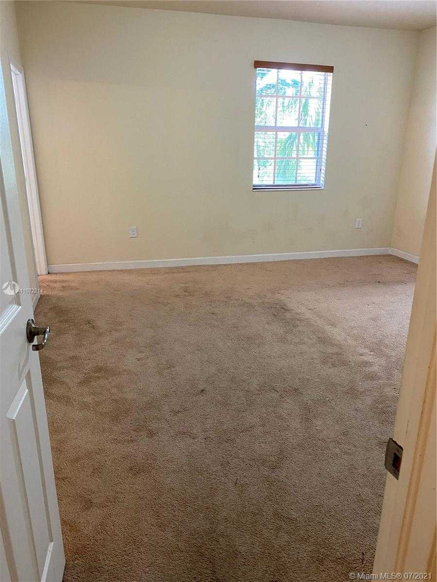 Small Image of 16731 SOUTH WEST 96TH ST, Miami Number 16