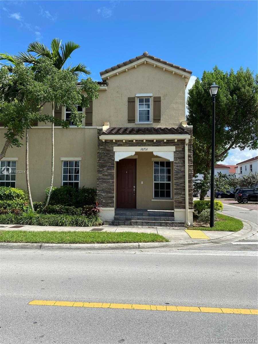 Small Image of 16731 SOUTH WEST 96TH ST, Miami Number 4