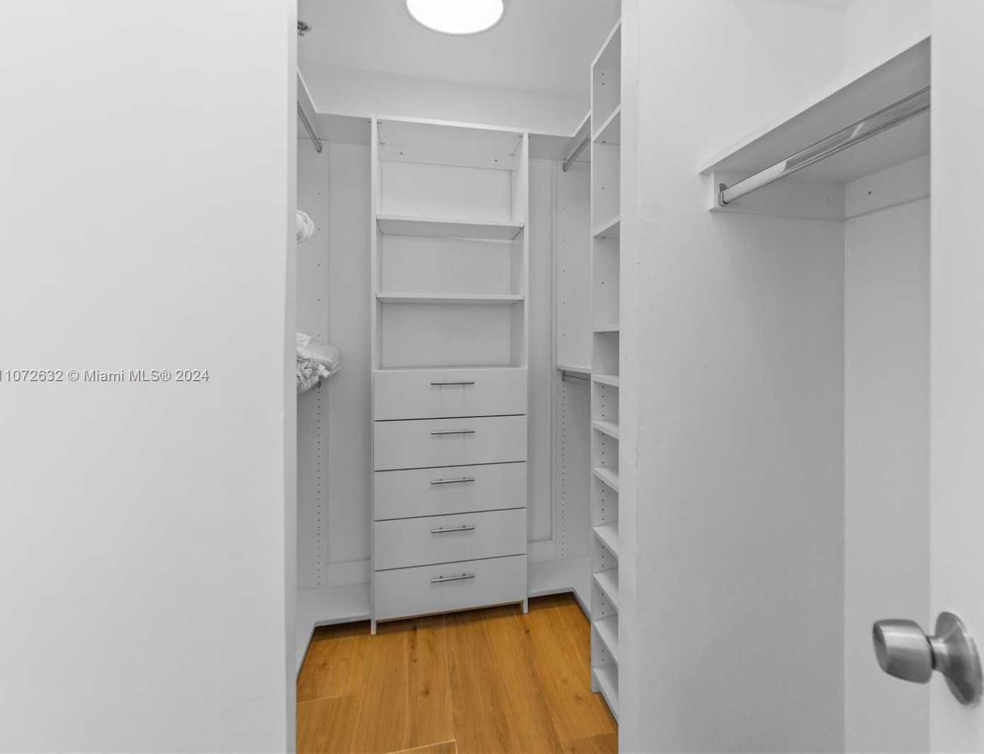 Small Image of 100 LINCOLN RD #1627, Miami Beach Number 9