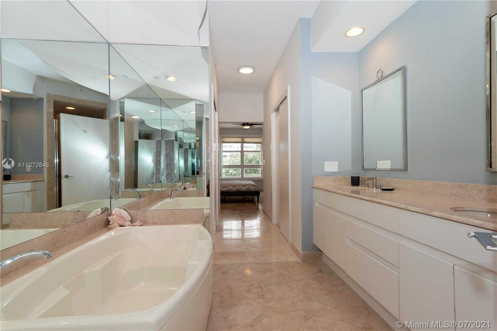 Small Image of 715 CRANDON BLVD #306, Key Biscayne Number 10
