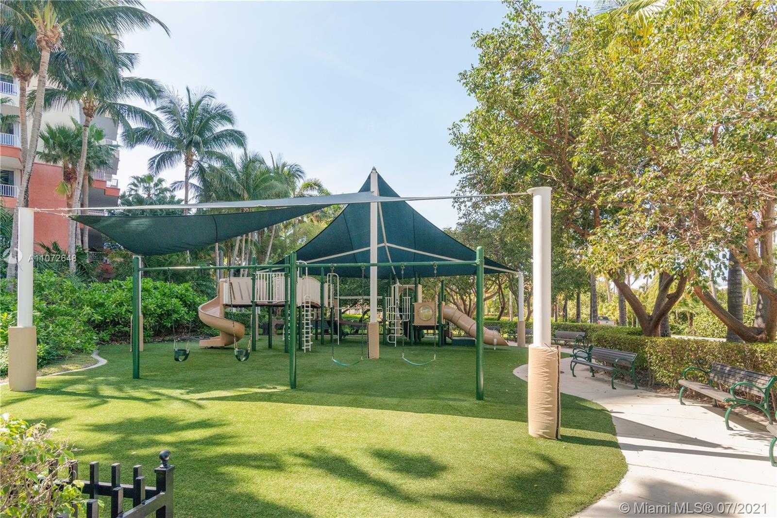 Small Image of 715 CRANDON BLVD #306, Key Biscayne Number 19