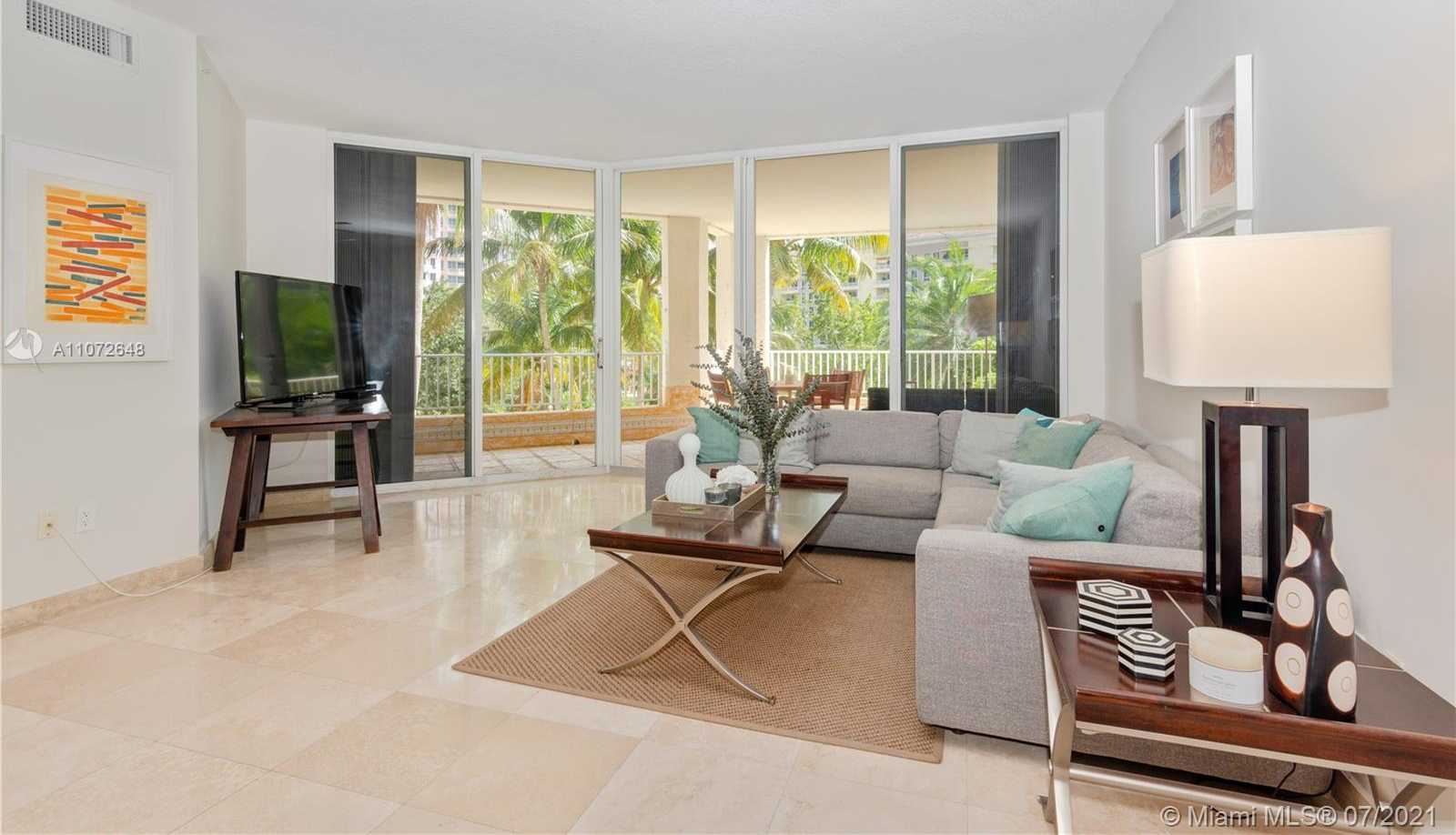 Small Image of 715 CRANDON BLVD #306, Key Biscayne Number 3