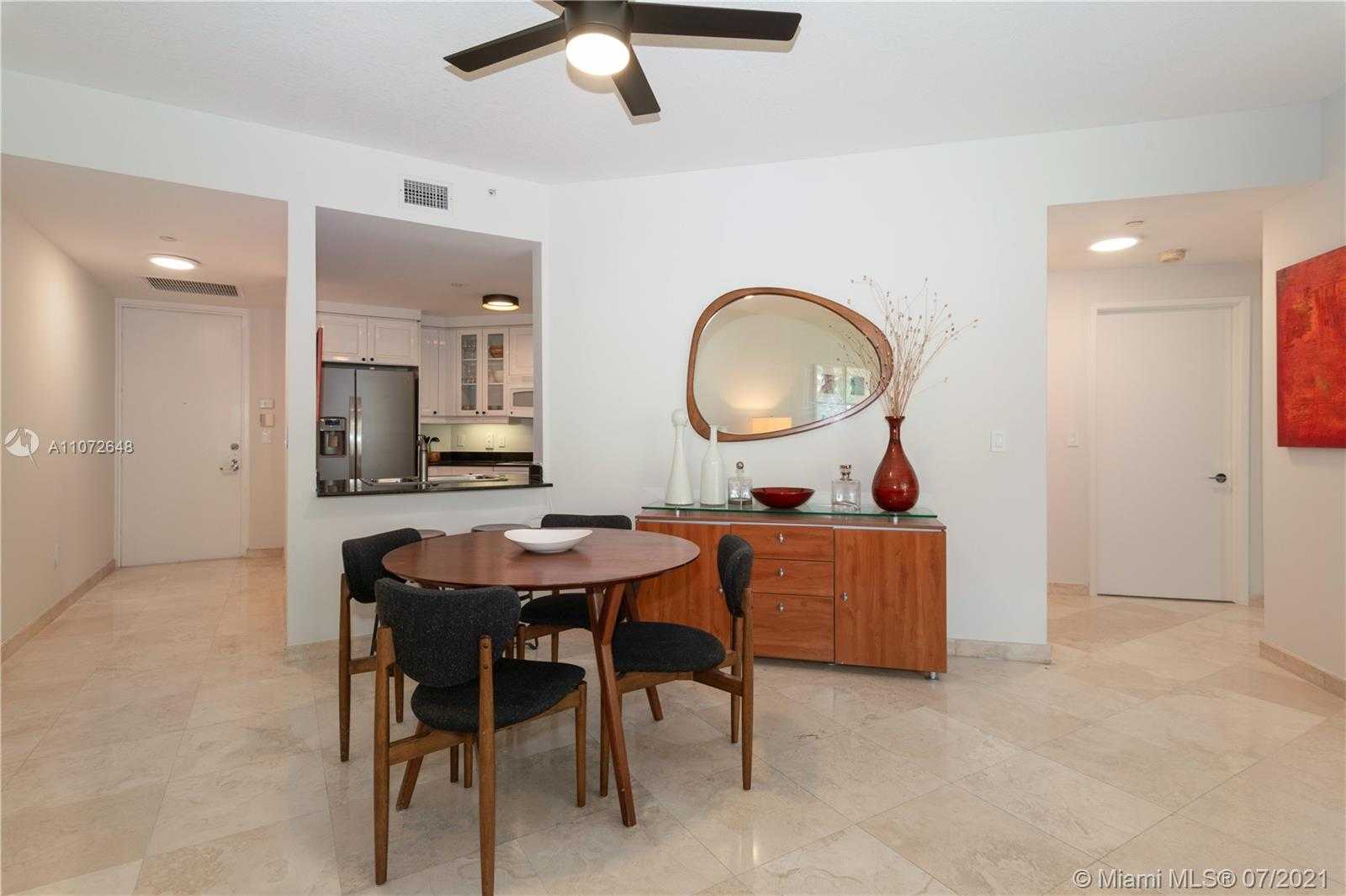 Small Image of 715 CRANDON BLVD #306, Key Biscayne Number 4