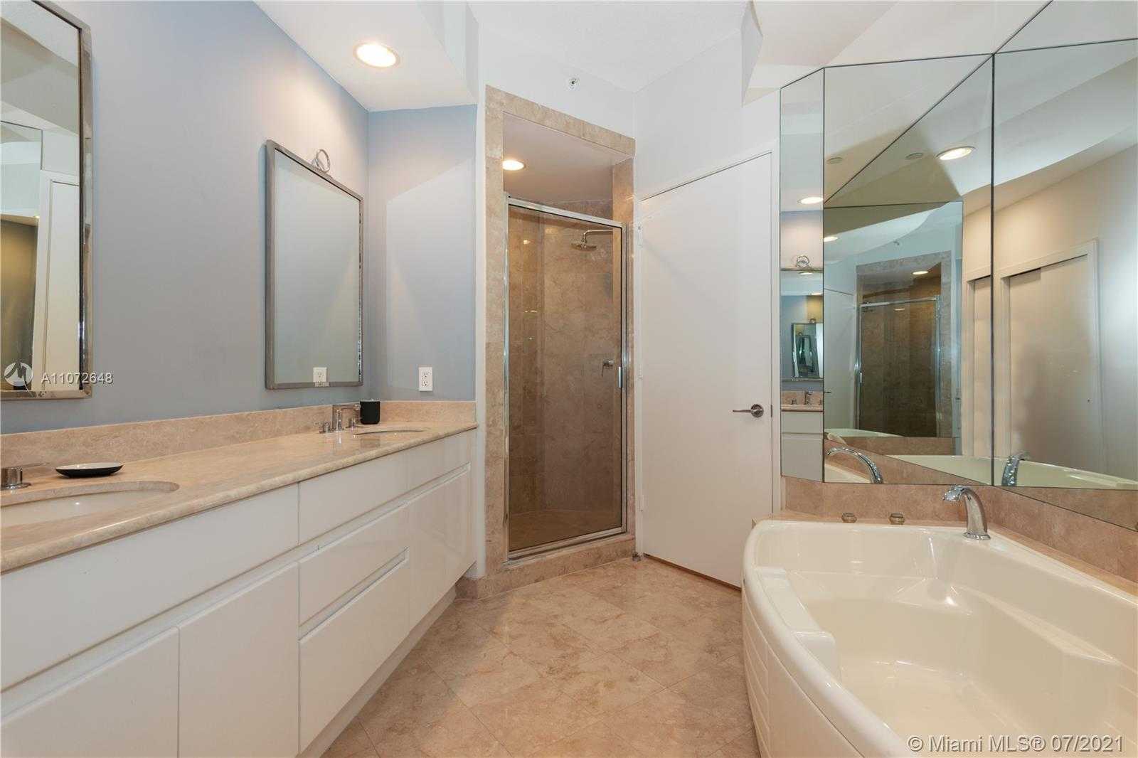 Small Image of 715 CRANDON BLVD #306, Key Biscayne Number 9
