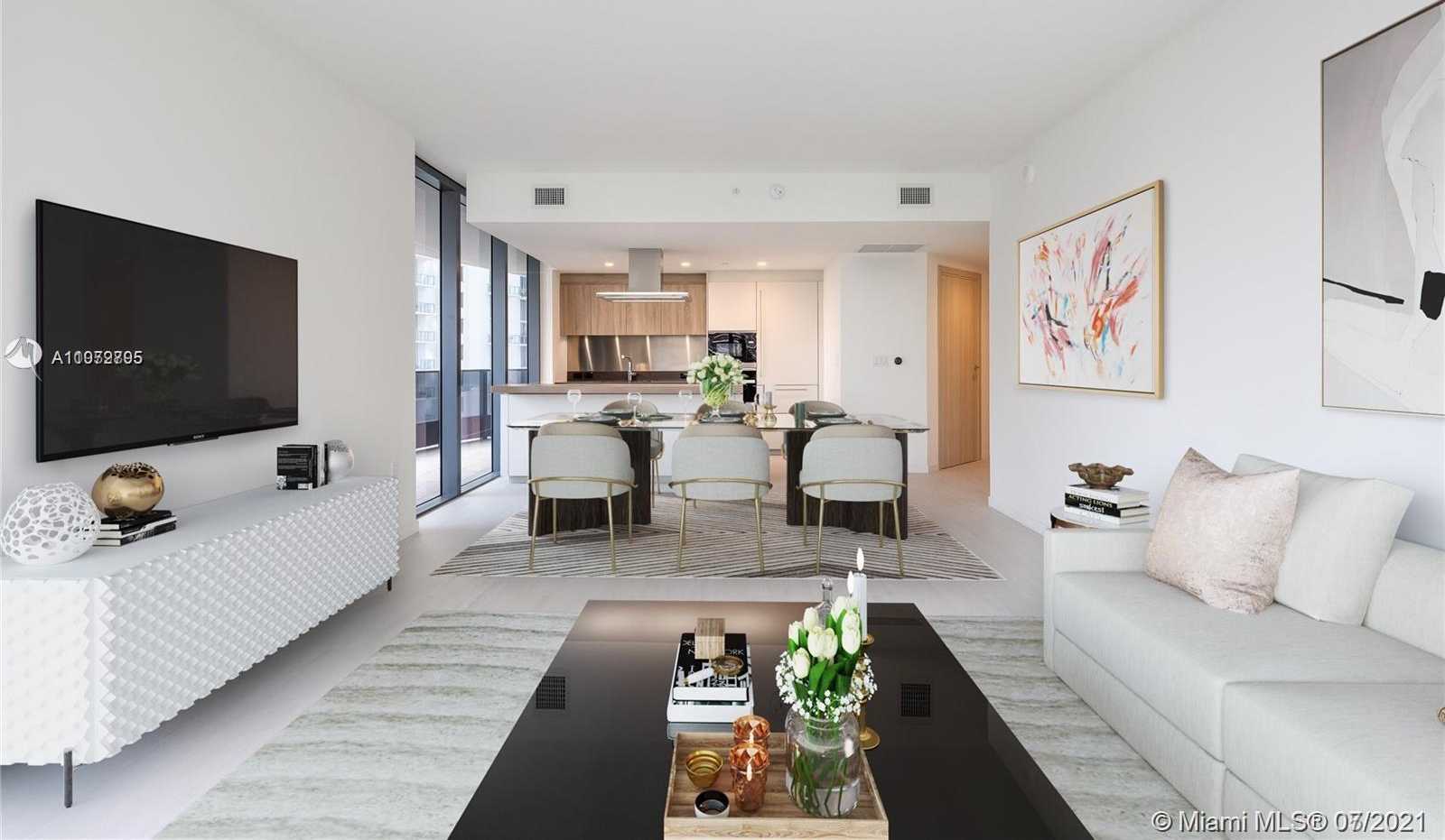 Small Image of 1000 BRICKELL PLZ #4015, Miami Number 2
