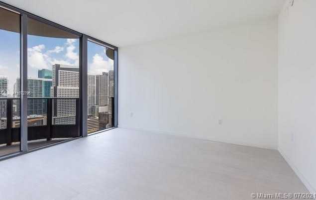 Small Image of 1000 BRICKELL PLZ #4015, Miami Number 20