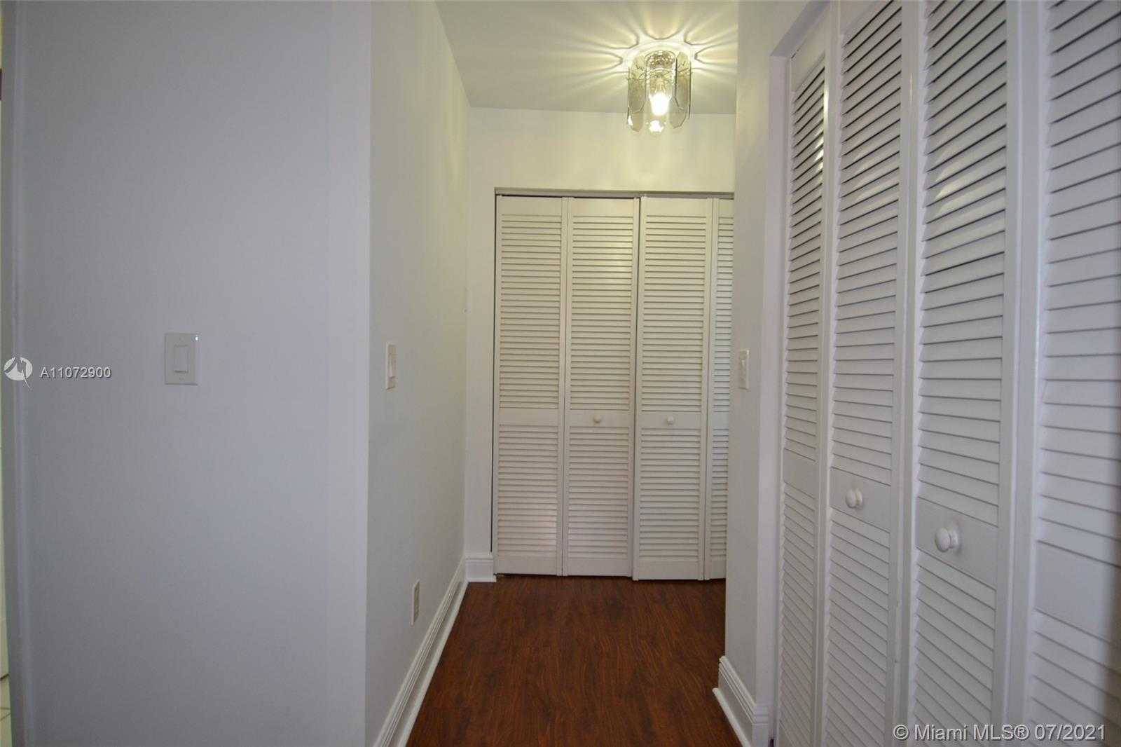Small Image of 1245 SOUTH WEST 60TH CT, West Miami Number 14