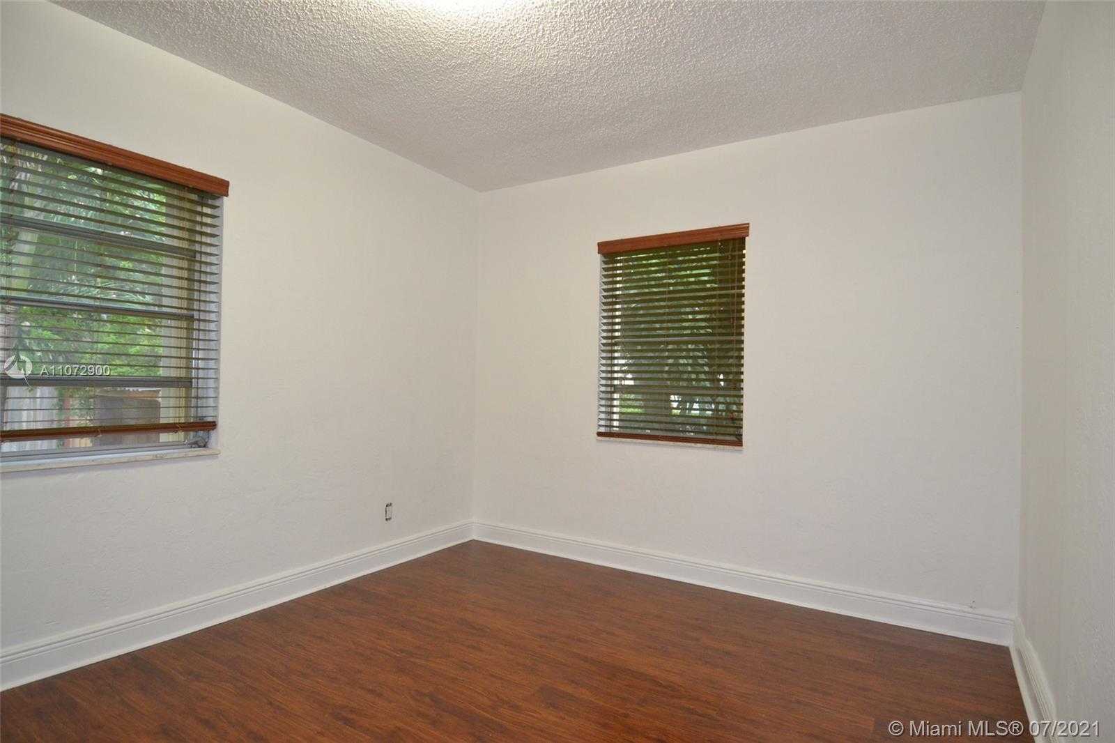 Small Image of 1245 SOUTH WEST 60TH CT, West Miami Number 16