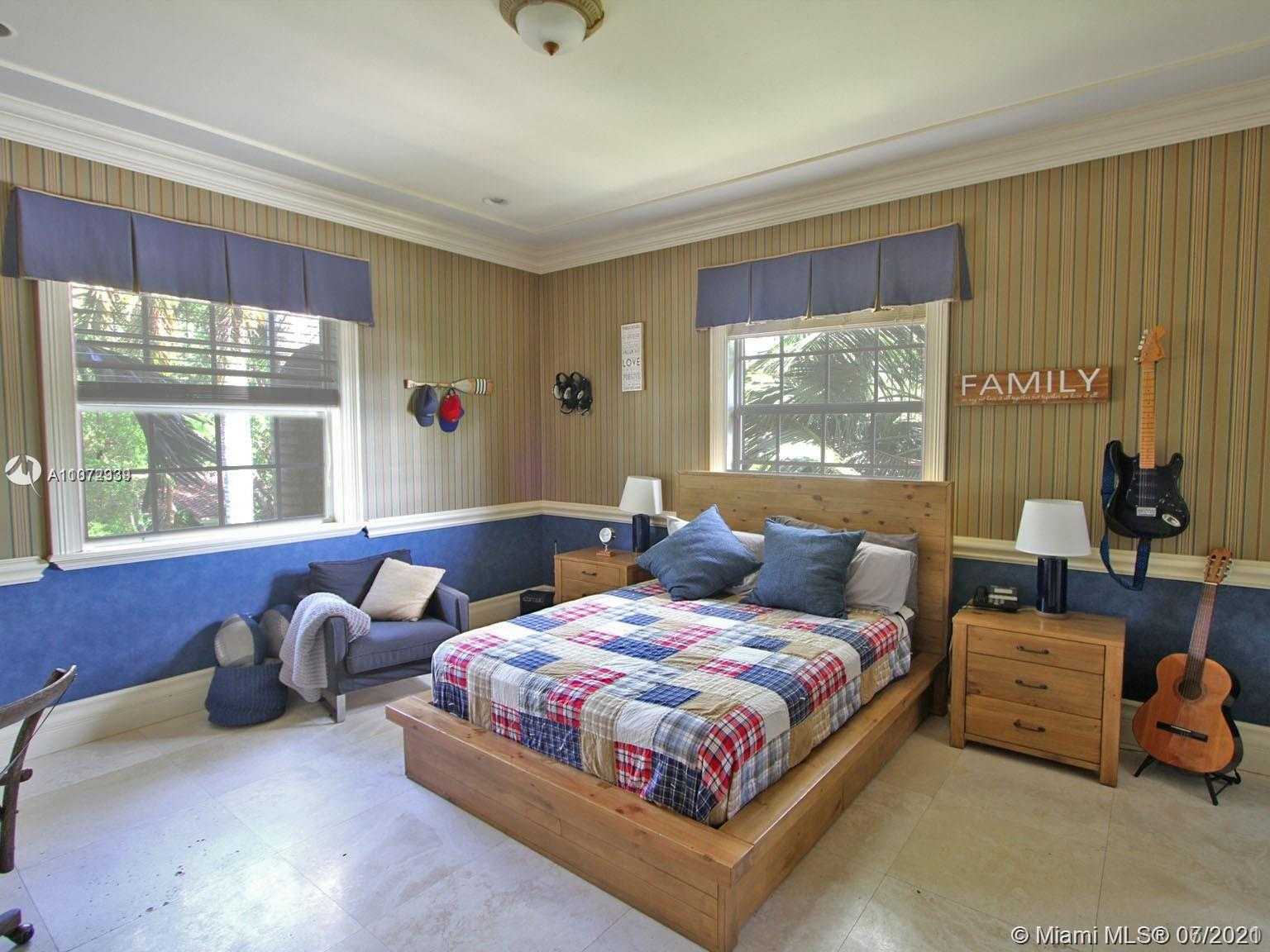 Small Image of 5150 SOUTH WEST 77TH ST, Miami Number 9