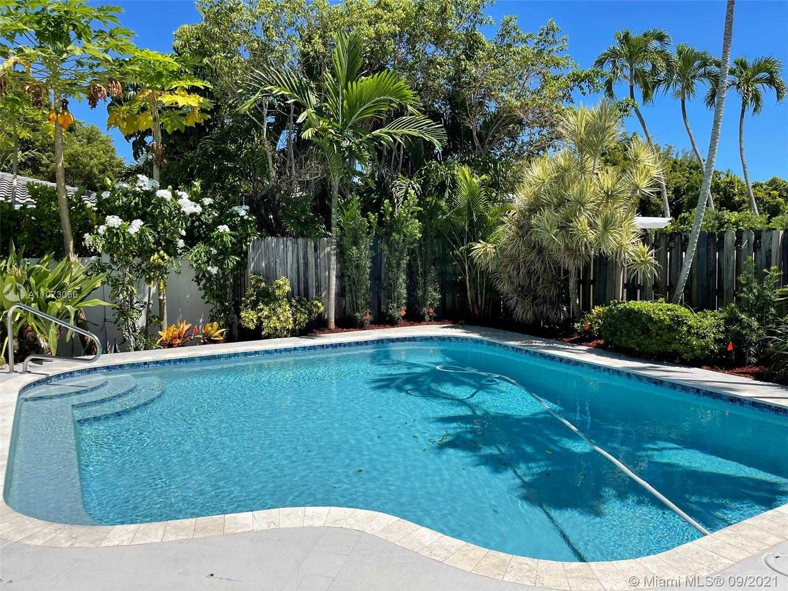 Small Image of 4555 NORTH JEFFERSON AVE, Miami Beach Number 10