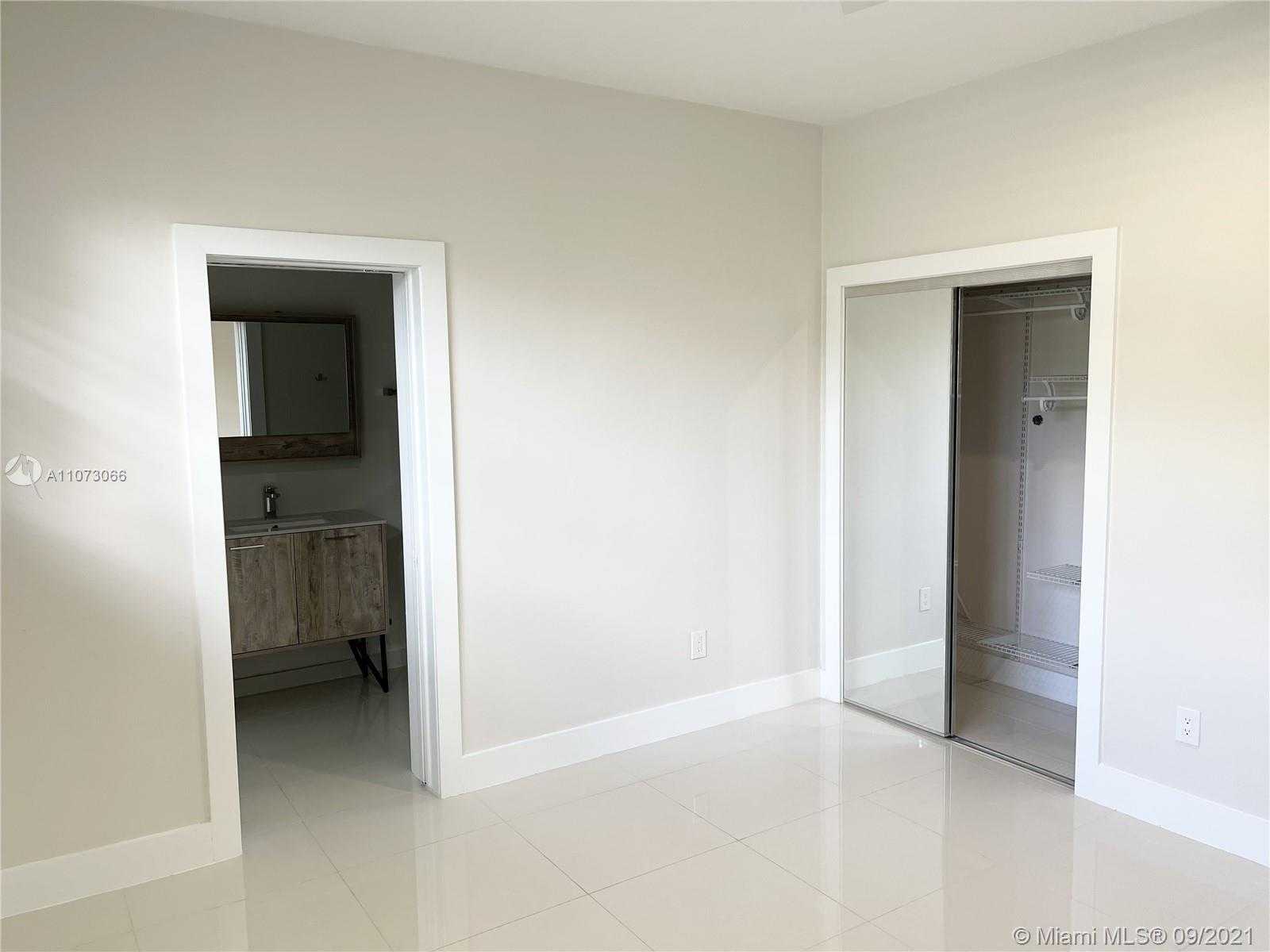 Small Image of 4555 NORTH JEFFERSON AVE, Miami Beach Number 28