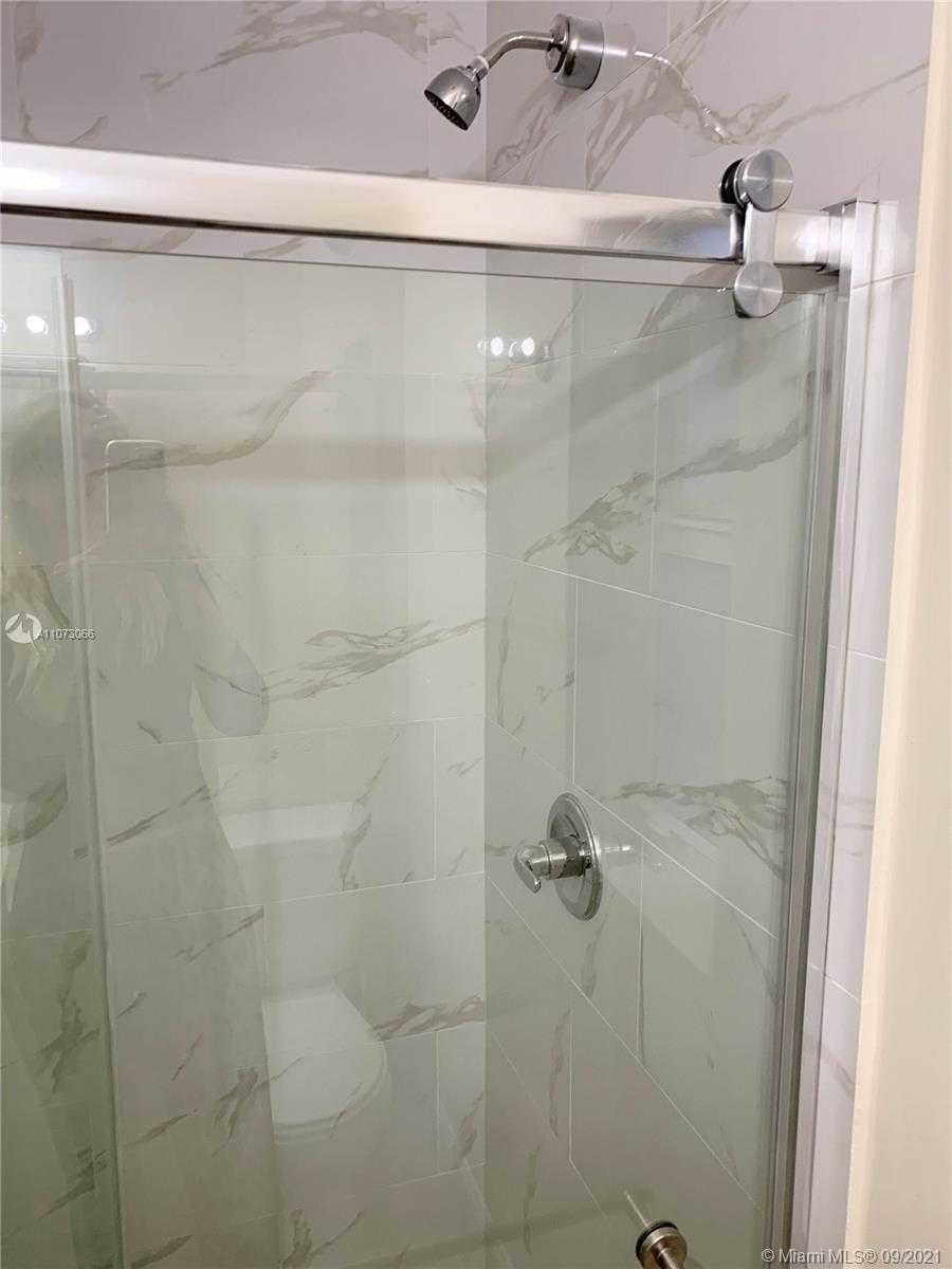 Small Image of 4555 NORTH JEFFERSON AVE, Miami Beach Number 42