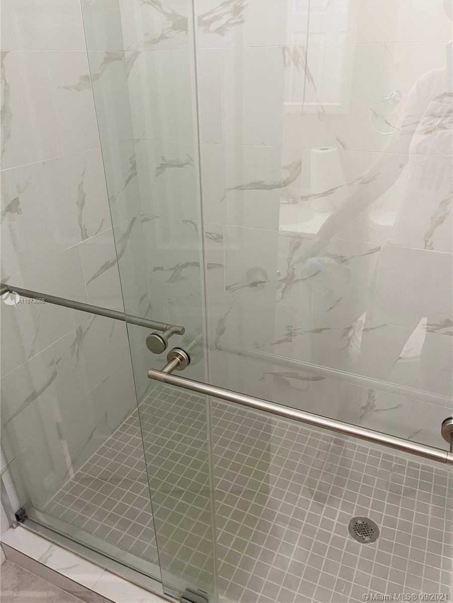 Small Image of 4555 NORTH JEFFERSON AVE, Miami Beach Number 43