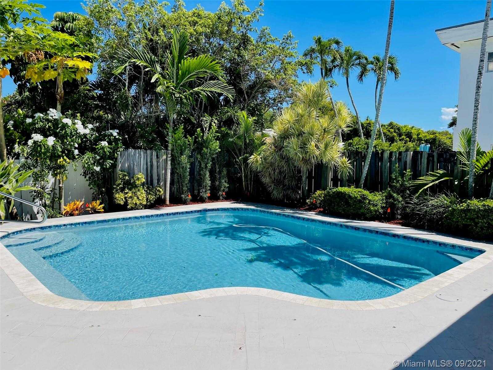 Small Image of 4555 NORTH JEFFERSON AVE, Miami Beach Number 45