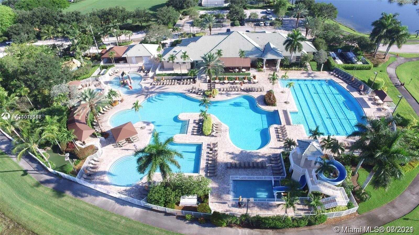 Small Image of 1541 SANDPIPER CIR, Weston Number 35