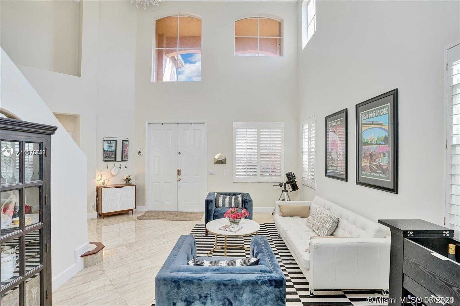 Small Image of 1541 SANDPIPER CIR, Weston Number 8