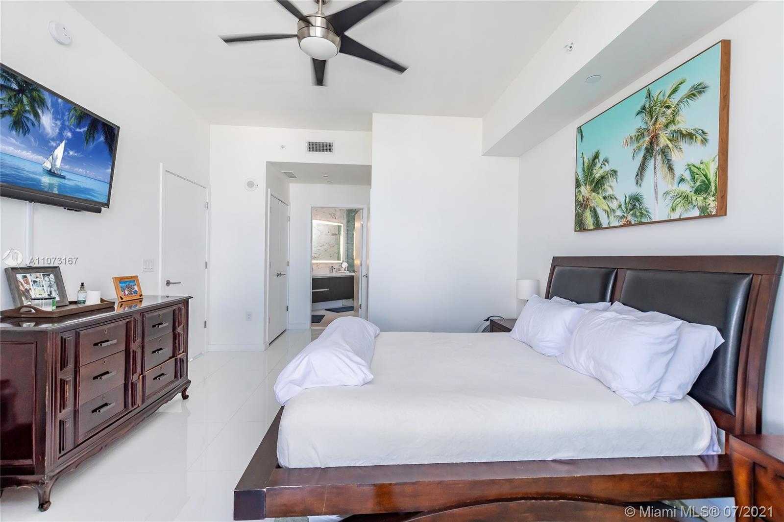 Small Image of 851 NORTH EAST 1ST AVE #3304, Miami Number 19