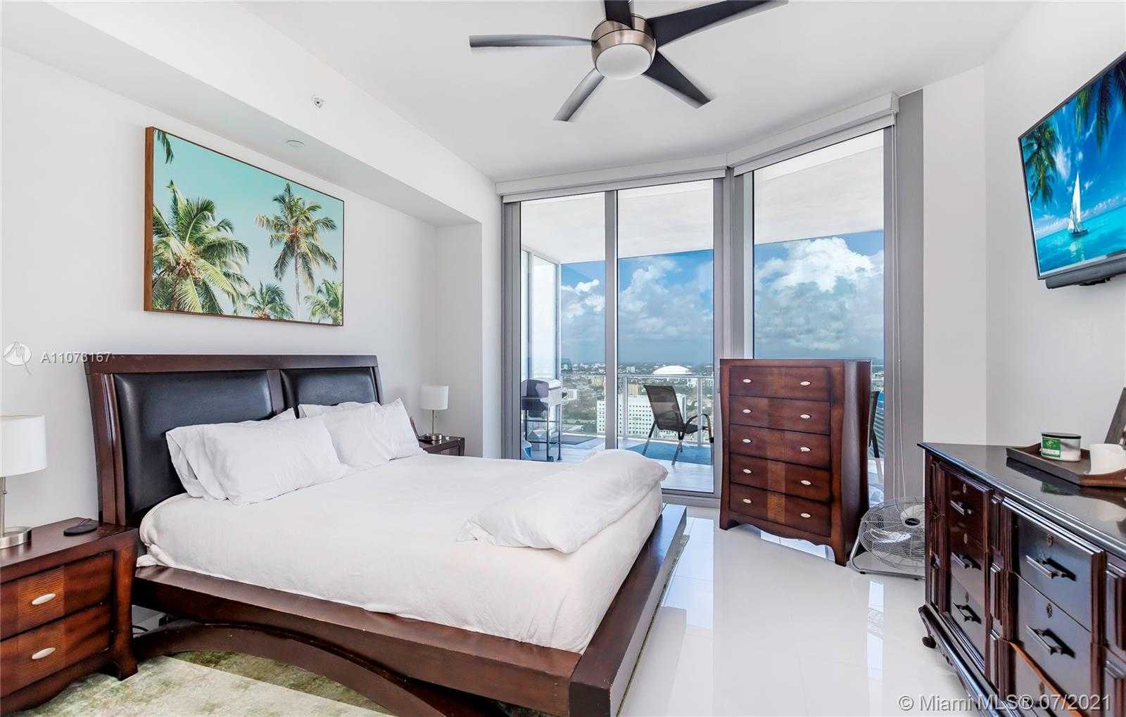 Small Image of 851 NORTH EAST 1ST AVE #3304, Miami Number 7