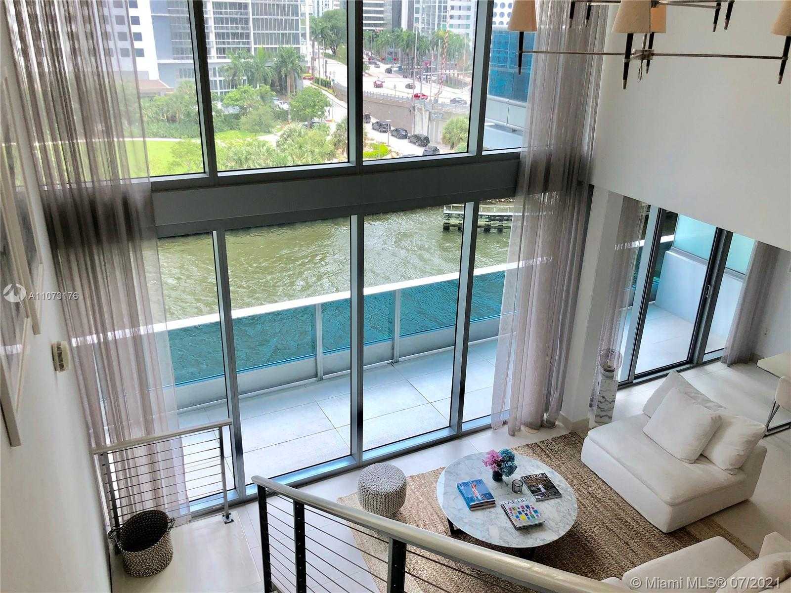Small Image of 200 BISCAYNE BOULEVARD WAY #507, Miami Number 11