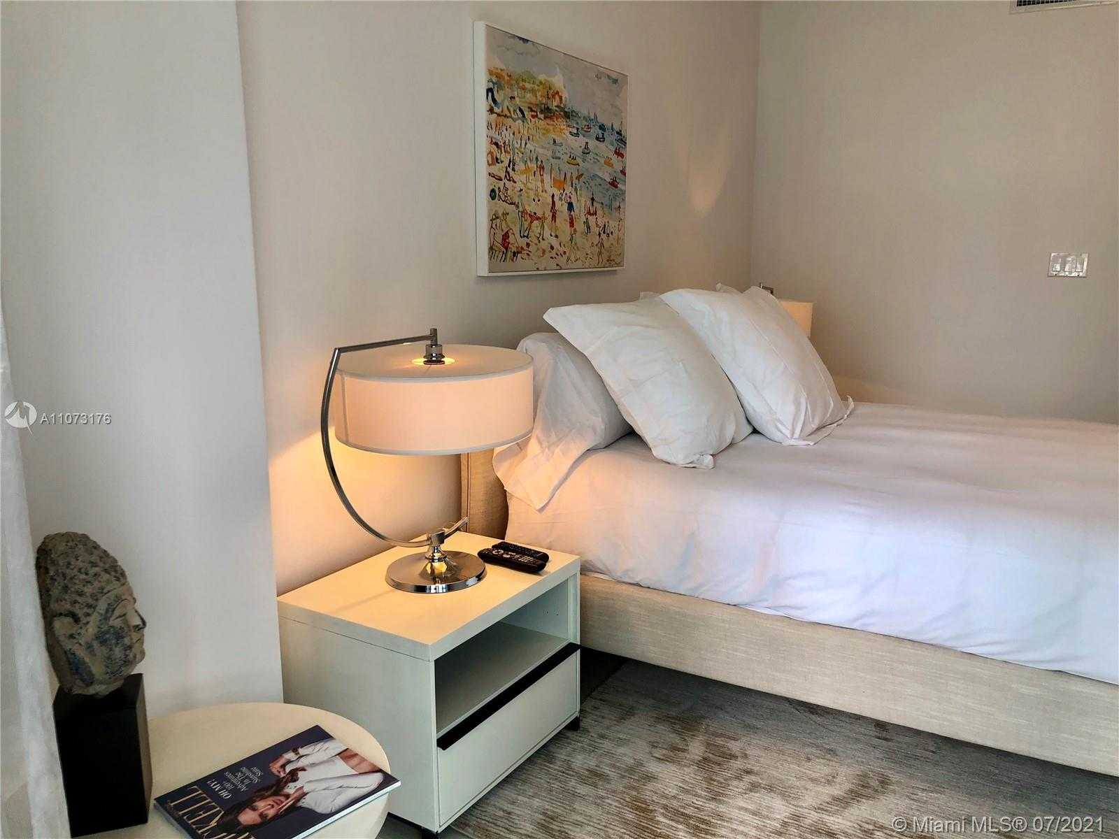 Small Image of 200 BISCAYNE BOULEVARD WAY #507, Miami Number 19