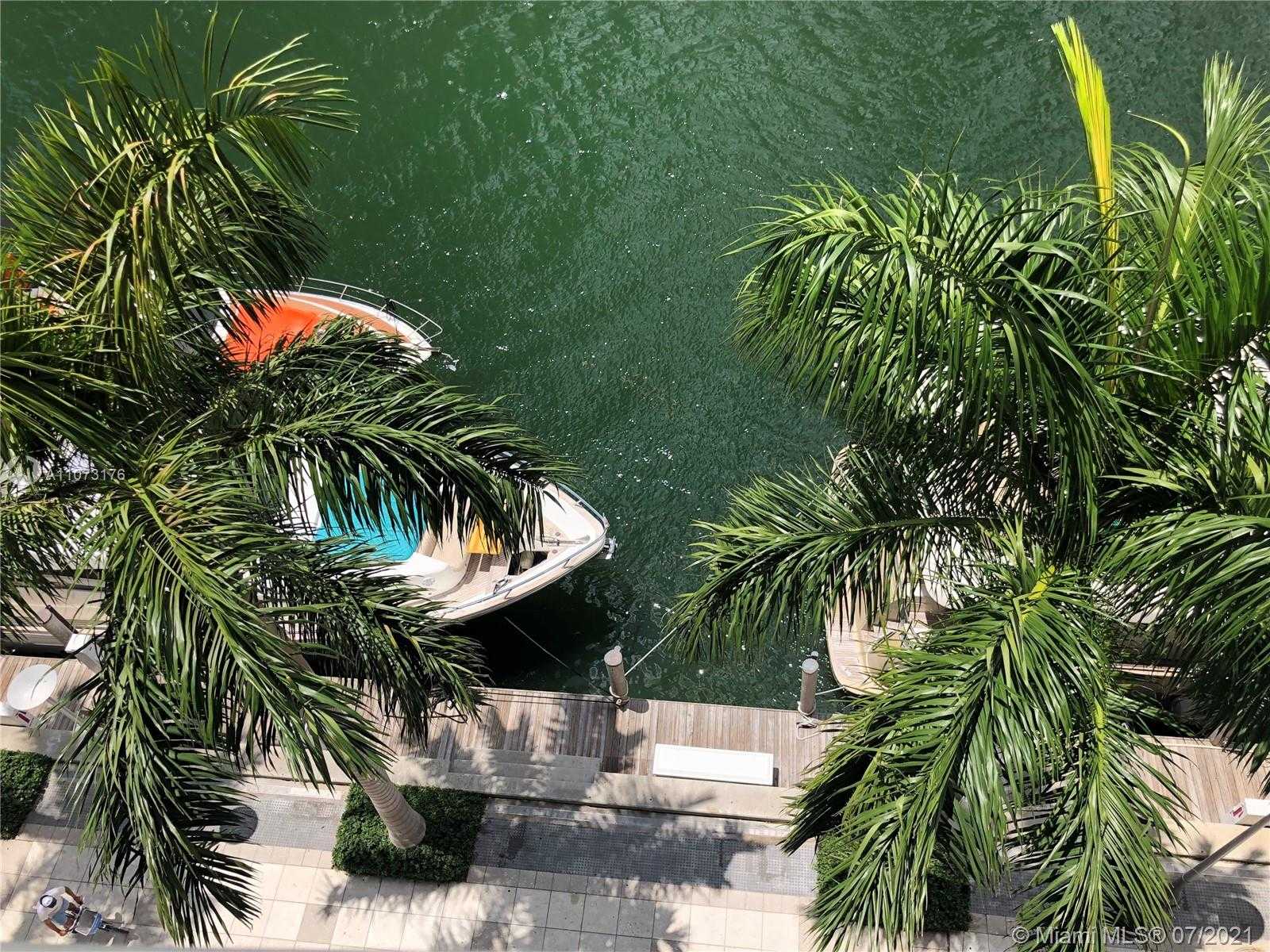 Small Image of 200 BISCAYNE BOULEVARD WAY #507, Miami Number 2