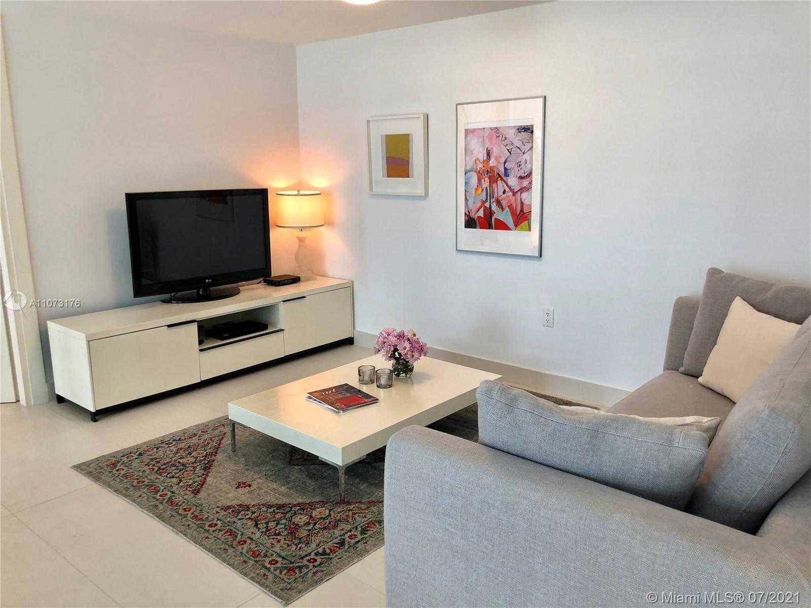 Small Image of 200 BISCAYNE BOULEVARD WAY #507, Miami Number 22
