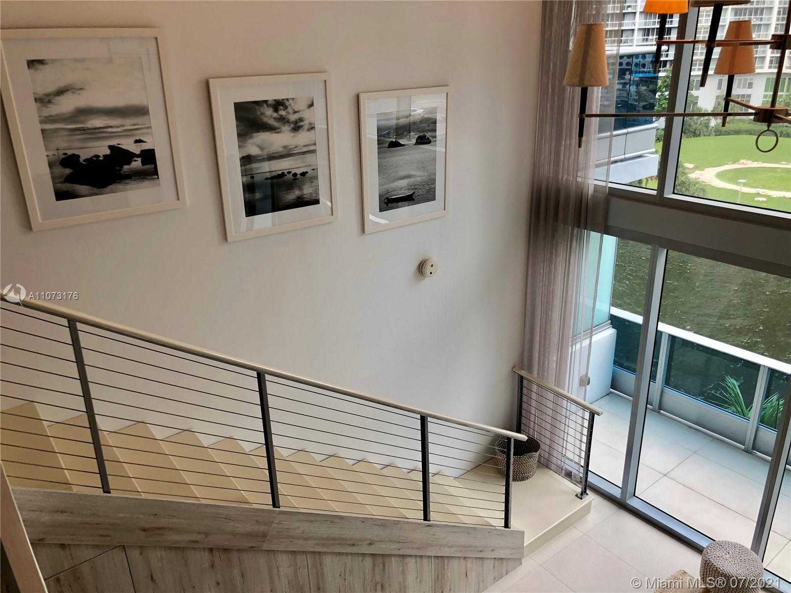 Small Image of 200 BISCAYNE BOULEVARD WAY #507, Miami Number 24
