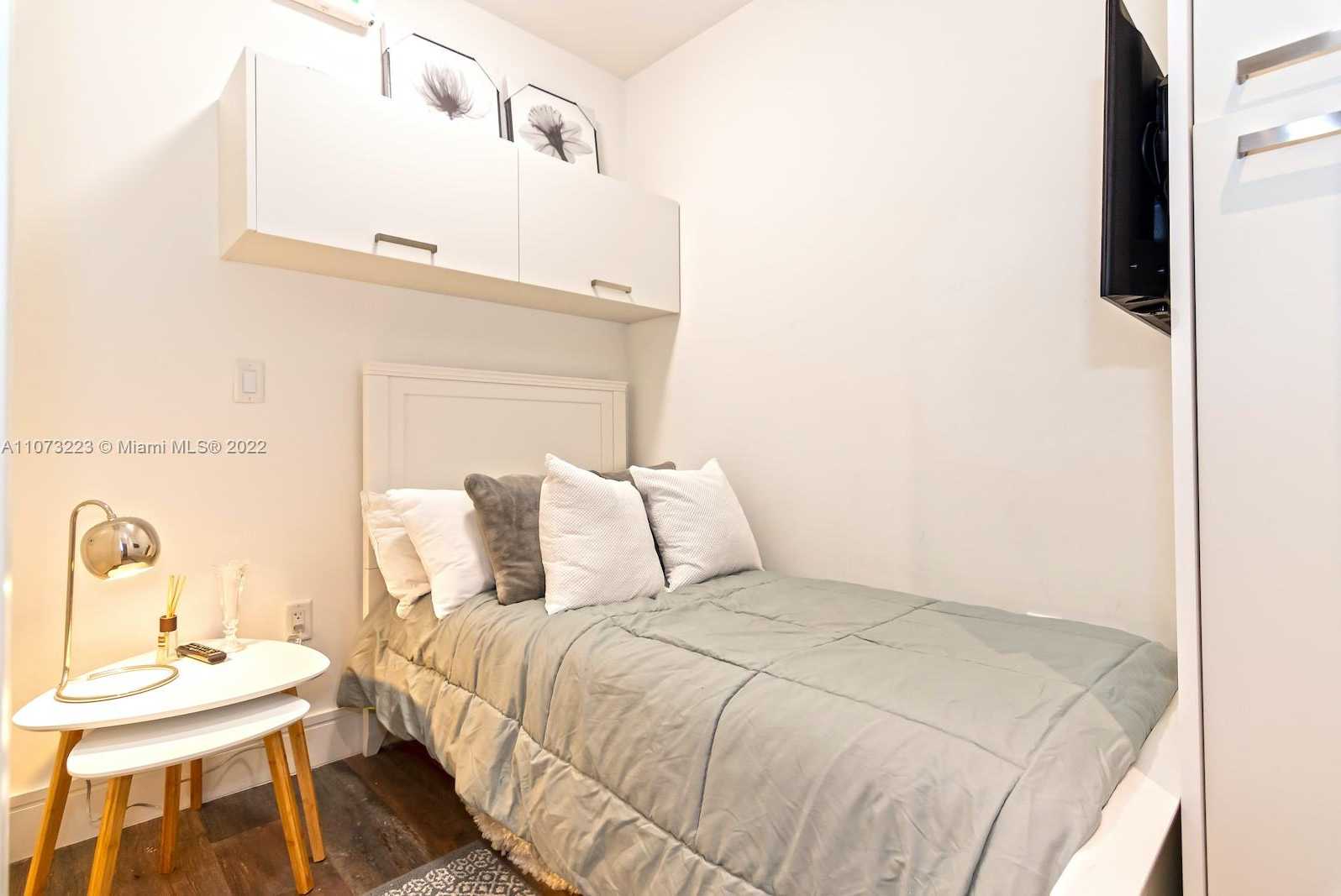 Small Image of 3250 NORTH EAST 188TH ST #408, Aventura Number 47
