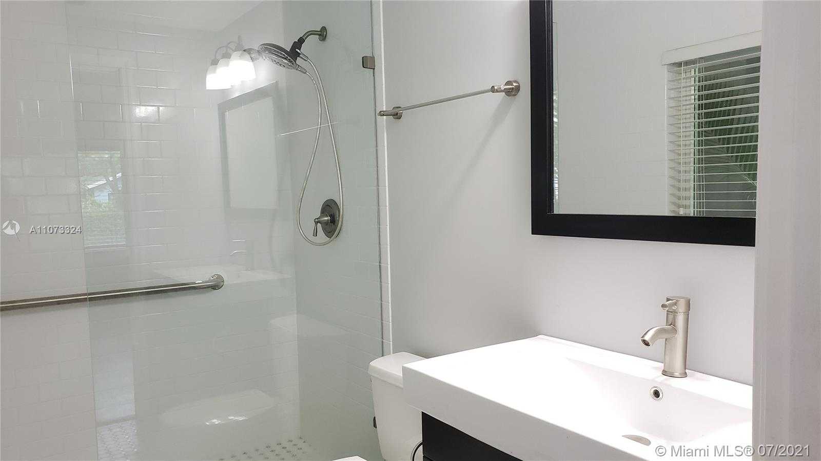 Small Image of 5847 SOUTH WEST 81 ST, Miami Number 12