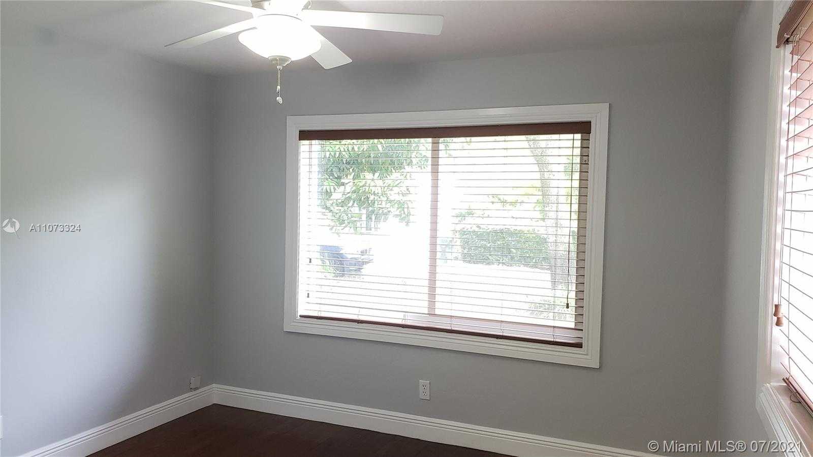 Small Image of 5847 SOUTH WEST 81 ST, Miami Number 16