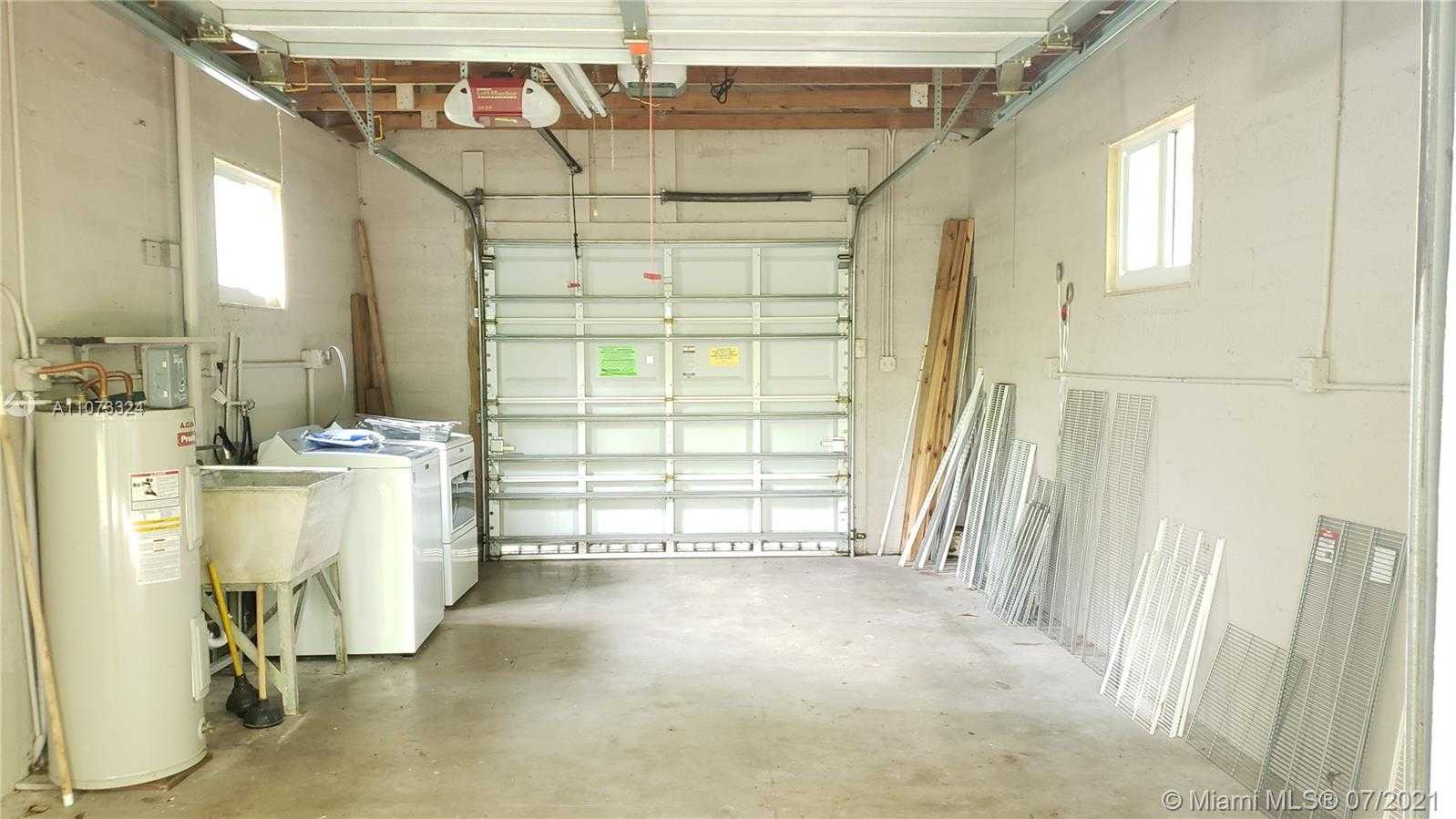 Small Image of 5847 SOUTH WEST 81 ST, Miami Number 19
