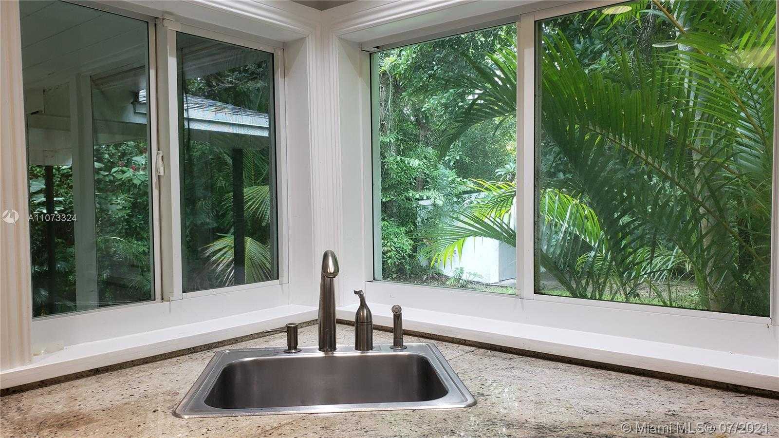 Small Image of 5847 SOUTH WEST 81 ST, Miami Number 8