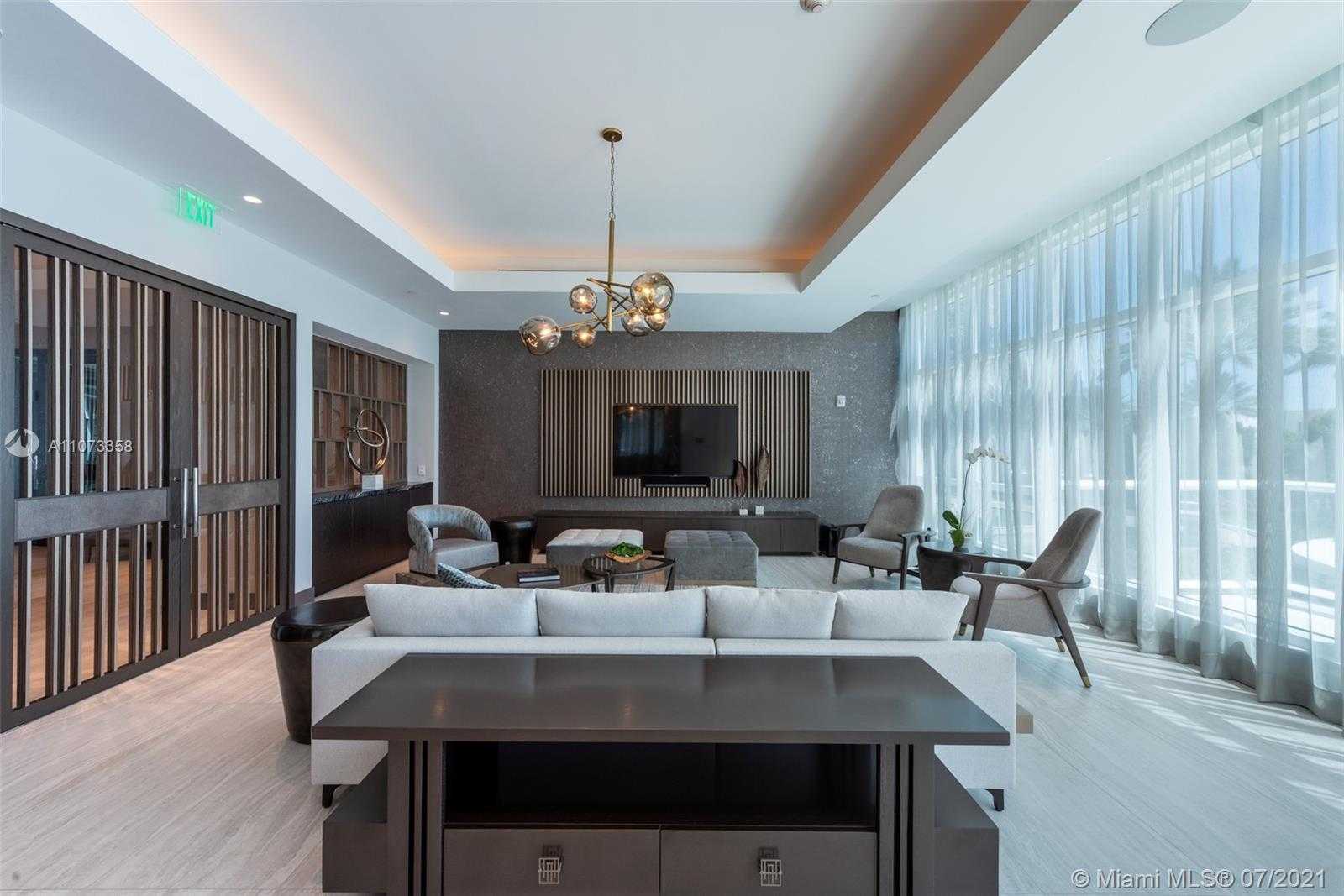 Small Image of 100 SOUTH POINTE DR #3006, Miami Beach Number 26