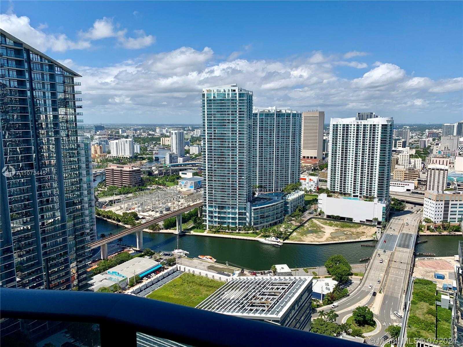 Small Image of 801 SOUTH MIAMI AVE #3909, Miami Number 3