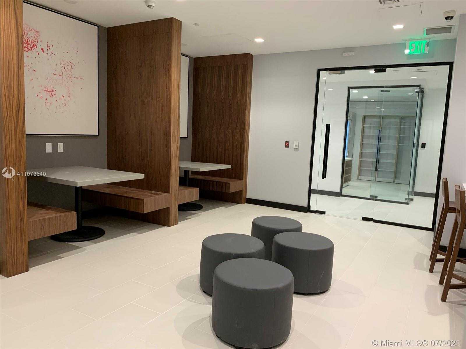 Small Image of 340 SOUTH EAST 3RD ST #PH1, Miami Number 38