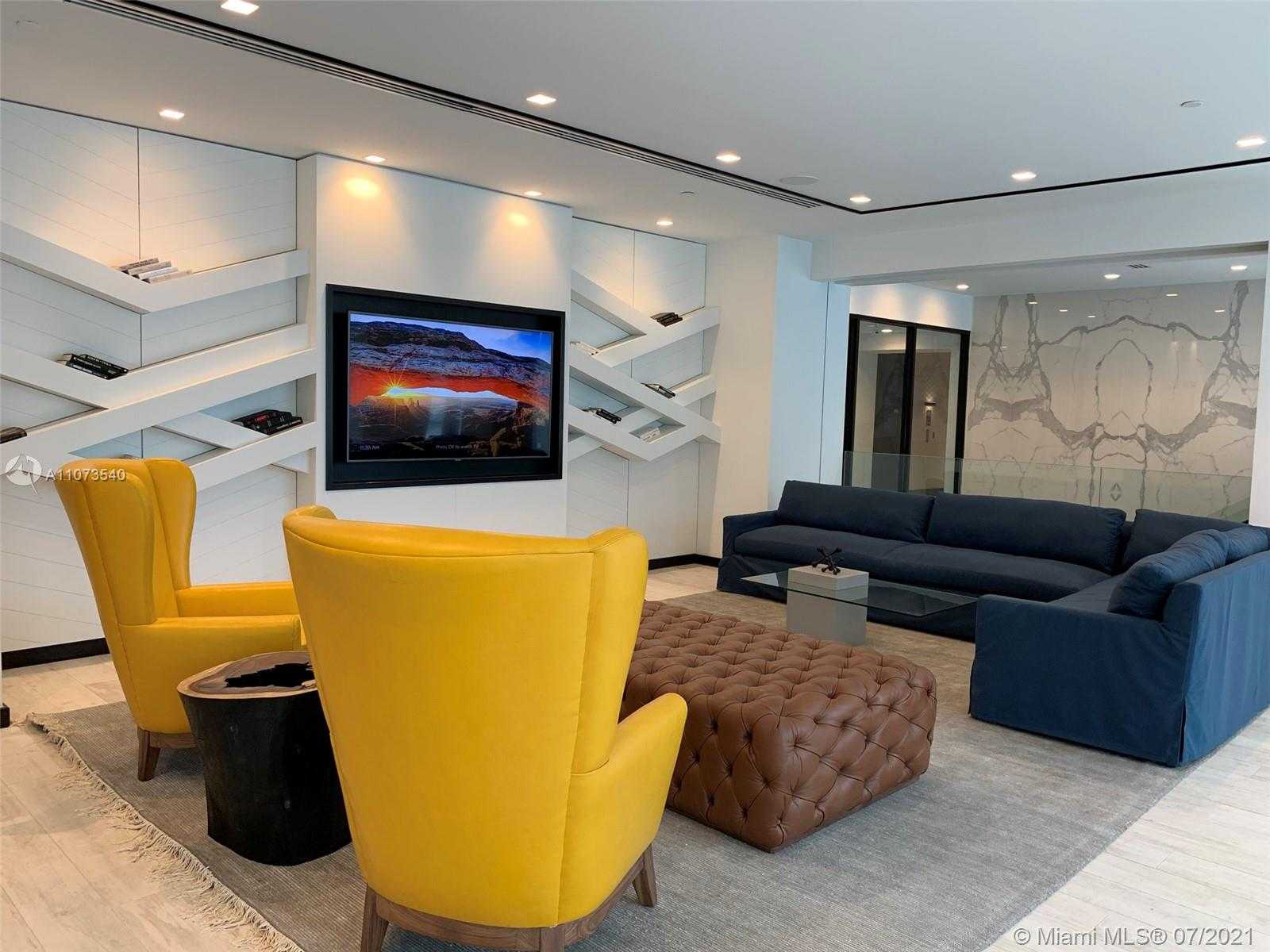 Small Image of 340 SOUTH EAST 3RD ST #PH1, Miami Number 39