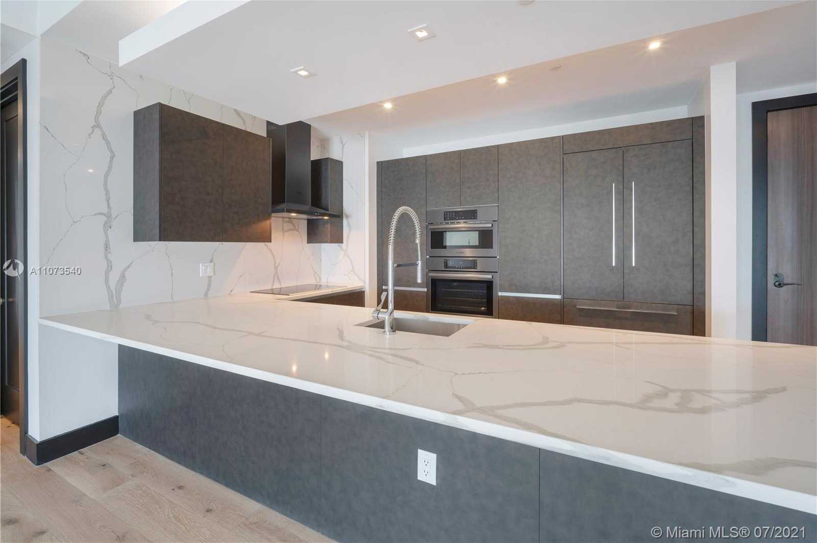 Small Image of 340 SOUTH EAST 3RD ST #PH1, Miami Number 7