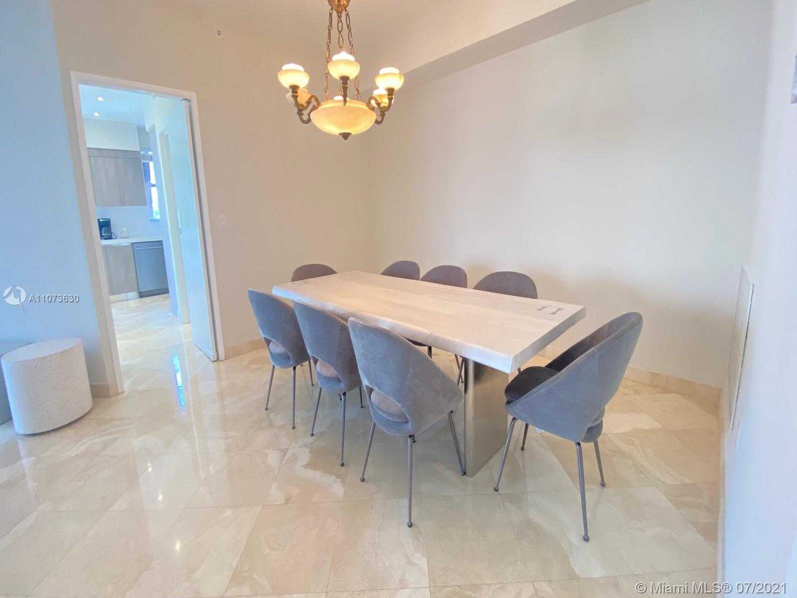 Small Image of 737 CRANDON BLVD #402, Key Biscayne Number 4