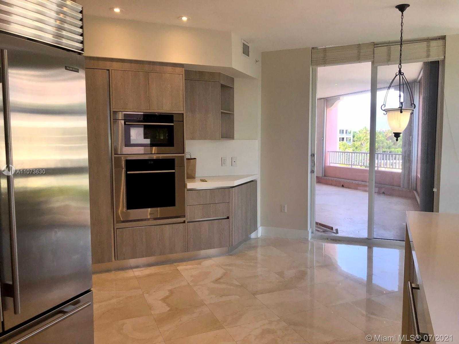 Small Image of 737 CRANDON BLVD #402, Key Biscayne Number 6