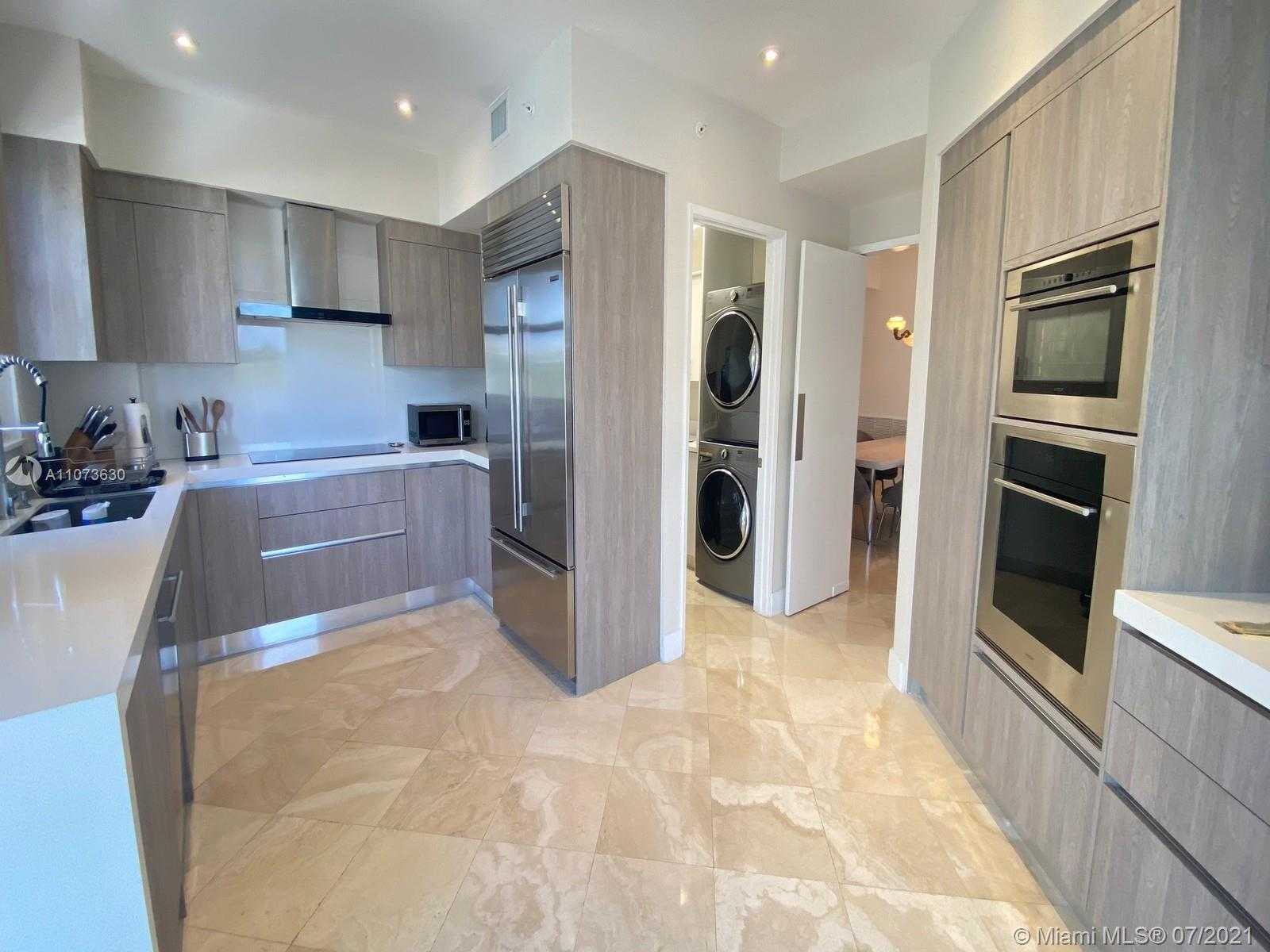 Small Image of 737 CRANDON BLVD #402, Key Biscayne Number 7