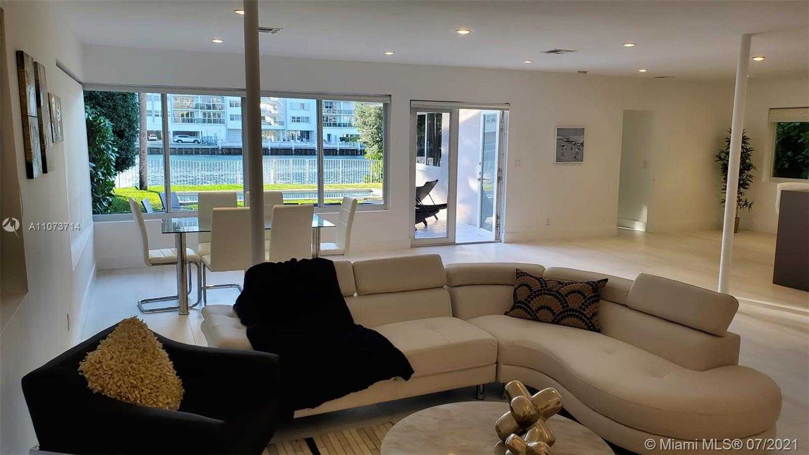 Small Image of 9472 BAY DR #na, Surfside Number 14