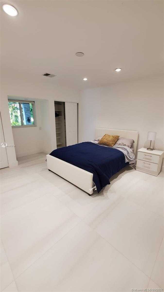 Small Image of 9472 BAY DR #na, Surfside Number 22