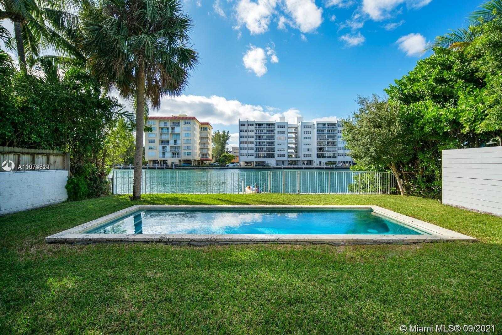 Small Image of 9472 BAY DR #na, Surfside Number 24